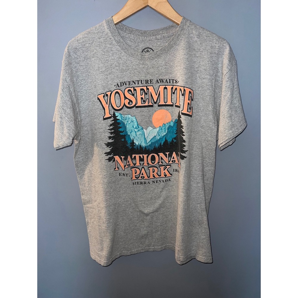DOM Yosemite National Park Graphic T-Shirt Mens Large Sierra Nevada Adventure